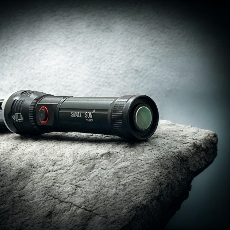 تصویر از بغل چراغ قوه پلیسی اسمال سان مدل ZY-2304