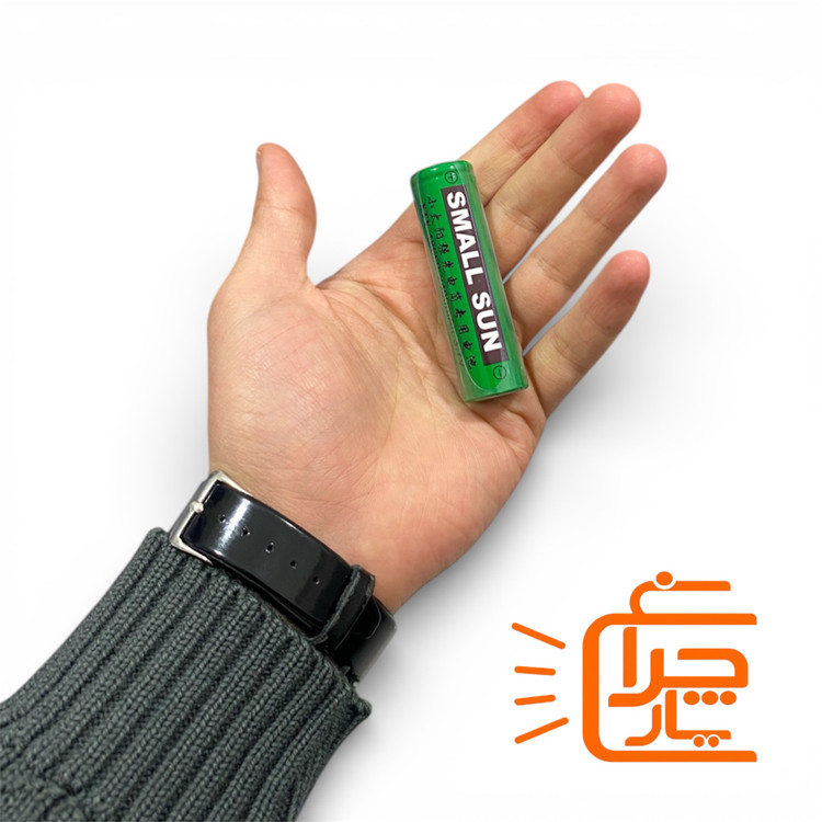 تصویر باتری قابل شارژ سبز رنگ اسمال سان ۱۸۶۵۰ مدل ۲۴۰۰ میلیآمپر (اصلی)